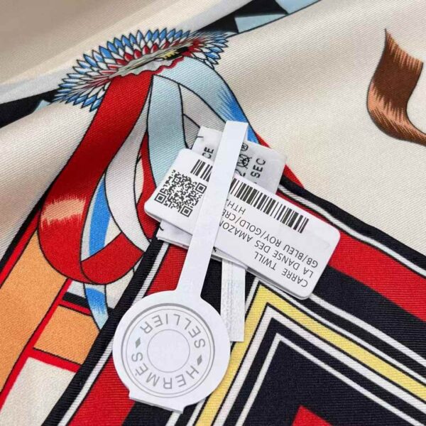 HERMES Square scarf