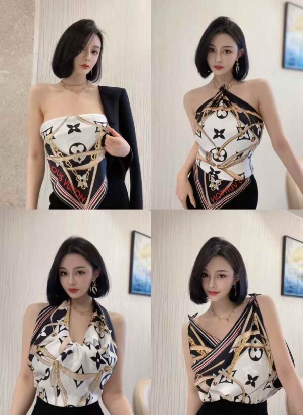 LOUIS VUITTON Square scarf