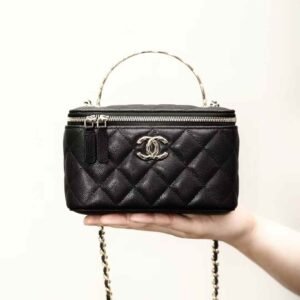 CHANEL Chain makeup bag