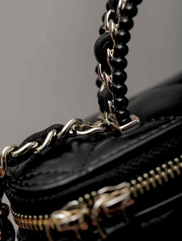 CHANEL Chain makeup bag