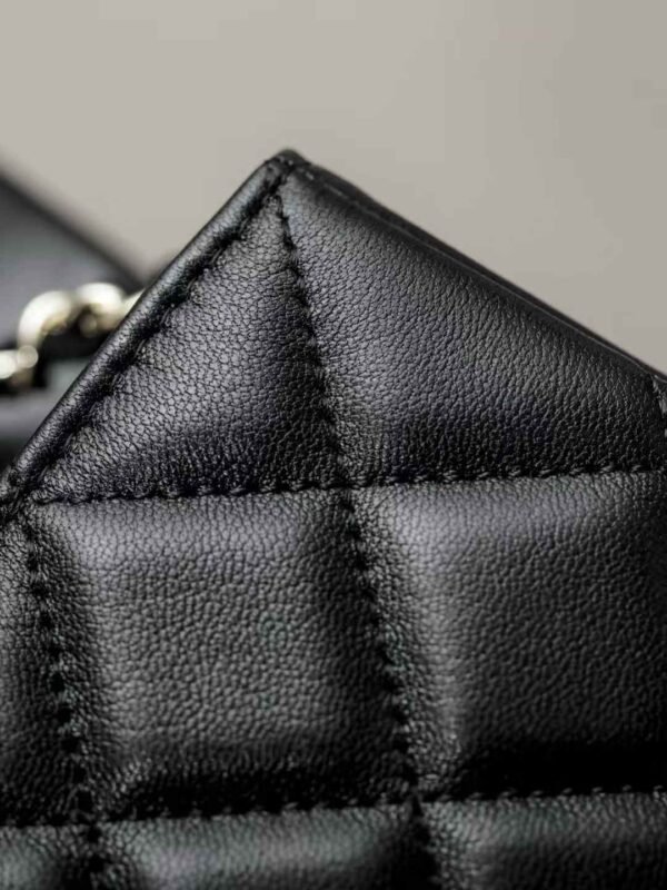 CHANEL FLAP PHONE HOLDER WITH CHAIN