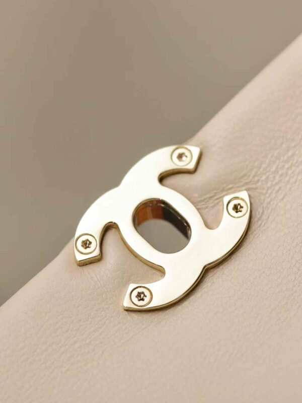 CHANEL FLAP PHONE HOLDER WITH CHAIN