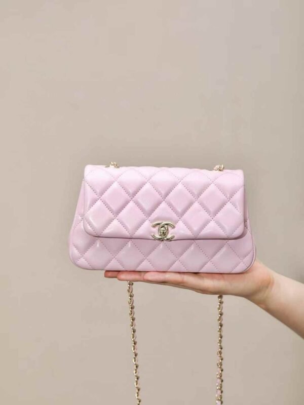CHANEL FLAP PHONE HOLDER WITH CHAIN