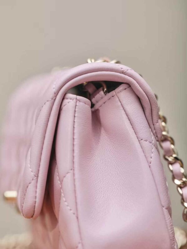 CHANEL FLAP PHONE HOLDER WITH CHAIN