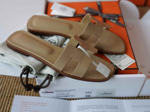 HERMES  ORAN EPSOM Slippers
