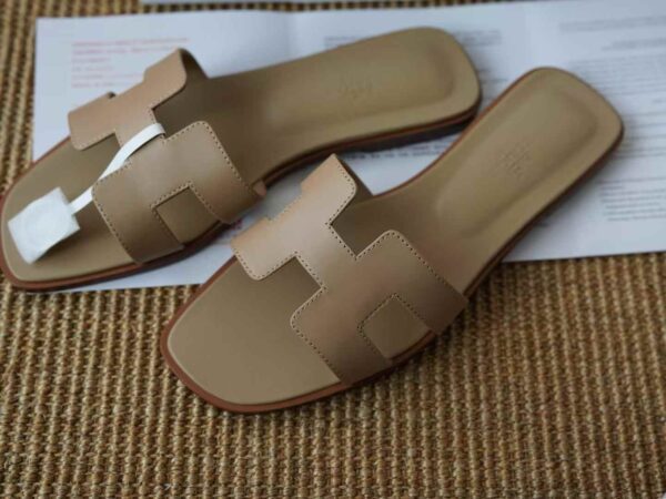 HERMES  ORAN EPSOM Slippers