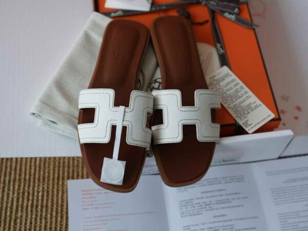 HERMES  ORAN EPSOM Slippers