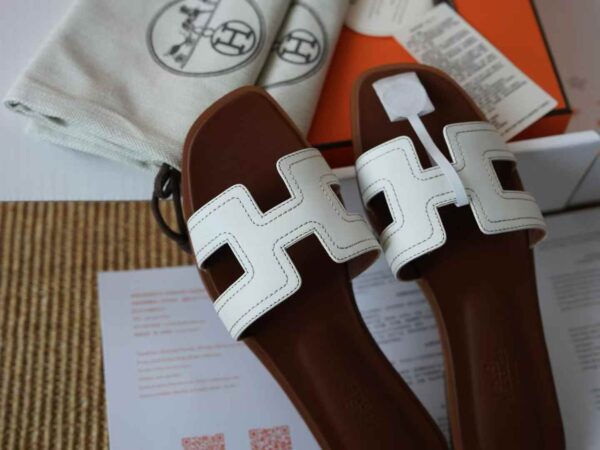 HERMES  ORAN EPSOM Slippers