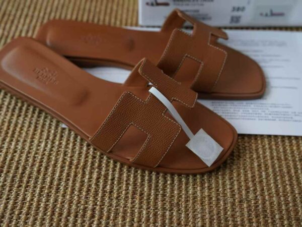 HERMES  ORAN EPSOM Slippers
