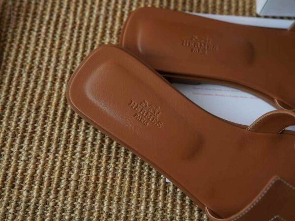 HERMES  ORAN EPSOM Slippers