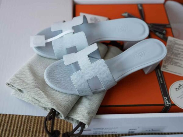 HERMES  ORAN EPSOM Slippers