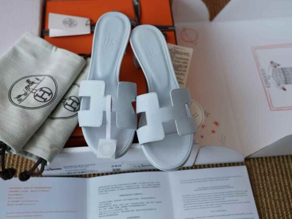 HERMES  ORAN EPSOM Slippers