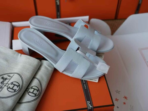 HERMES  ORAN EPSOM Slippers