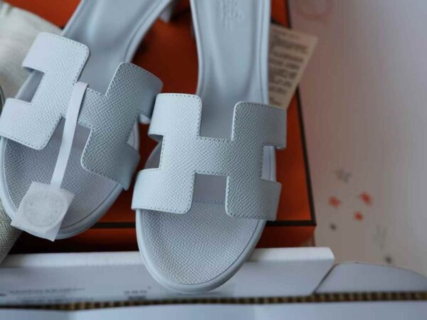 HERMES  ORAN EPSOM Slippers