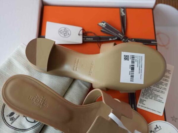 HERMES  ORAN EPSOM Slippers