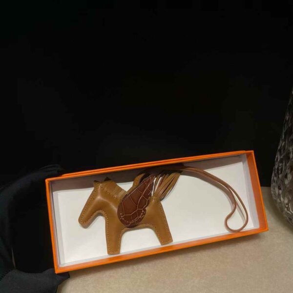 HERMES Hanging accessories (contact customer service to confirm the color when placing an order)