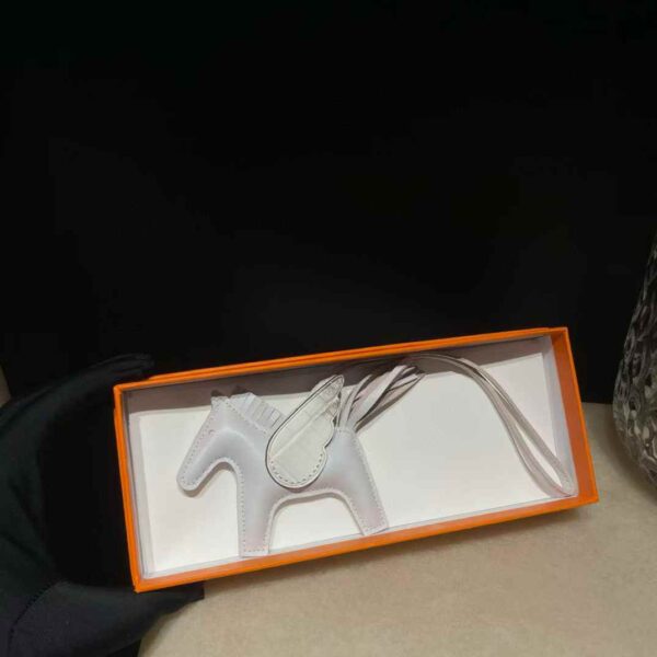 HERMES Hanging accessories (contact customer service to confirm the color when placing an order)