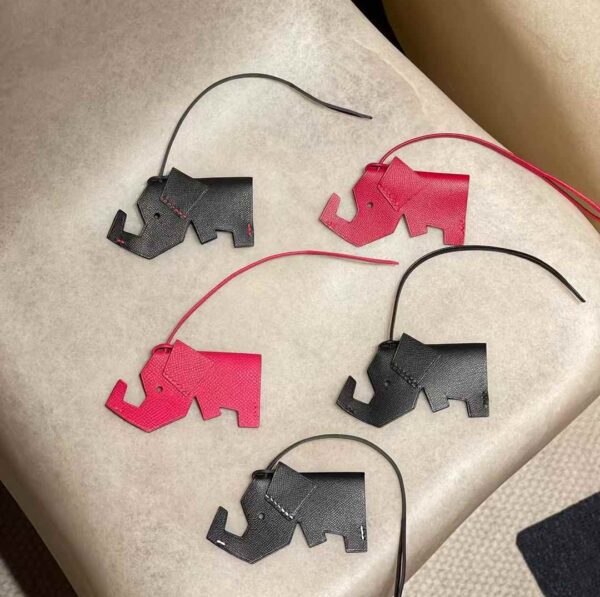 HERMES Hanging accessories (contact customer service to confirm the color when placing an order)