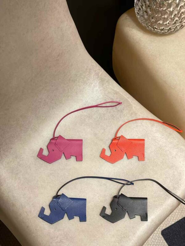 HERMES Hanging accessories (contact customer service to confirm the color when placing an order)