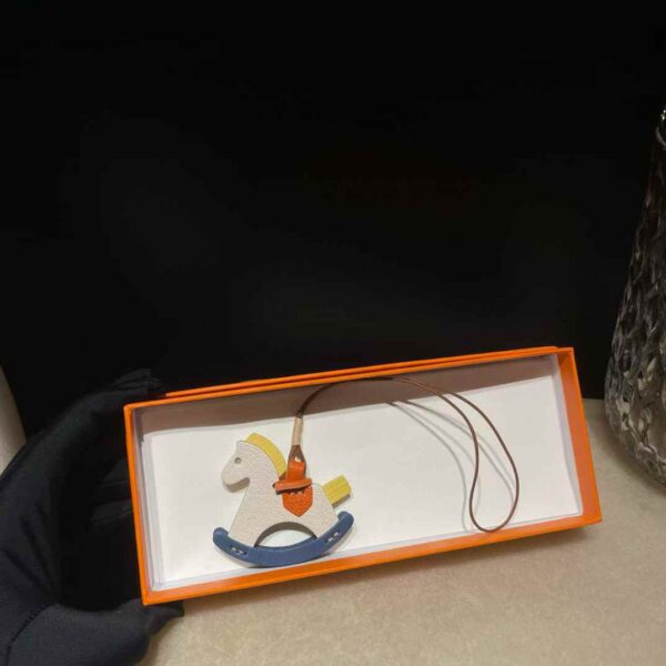 HERMES Hanging accessories (contact customer service to confirm the color when placing an order)