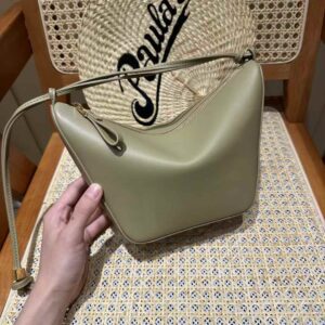 LOEWE  Hammock hobo in classic calfskin