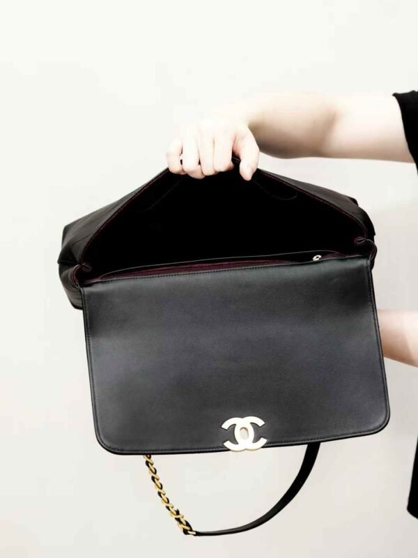 MAXI FLAP BAG WITH TOP HANDLE