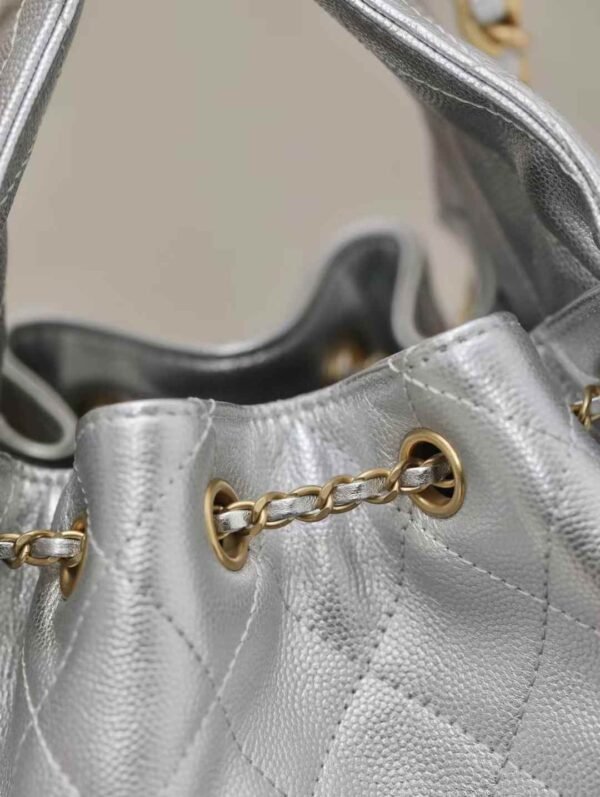 CHANEL 25 Small Handbag