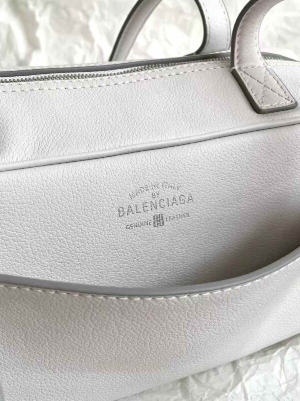 Women's Carrie Bowling Bag Small in White