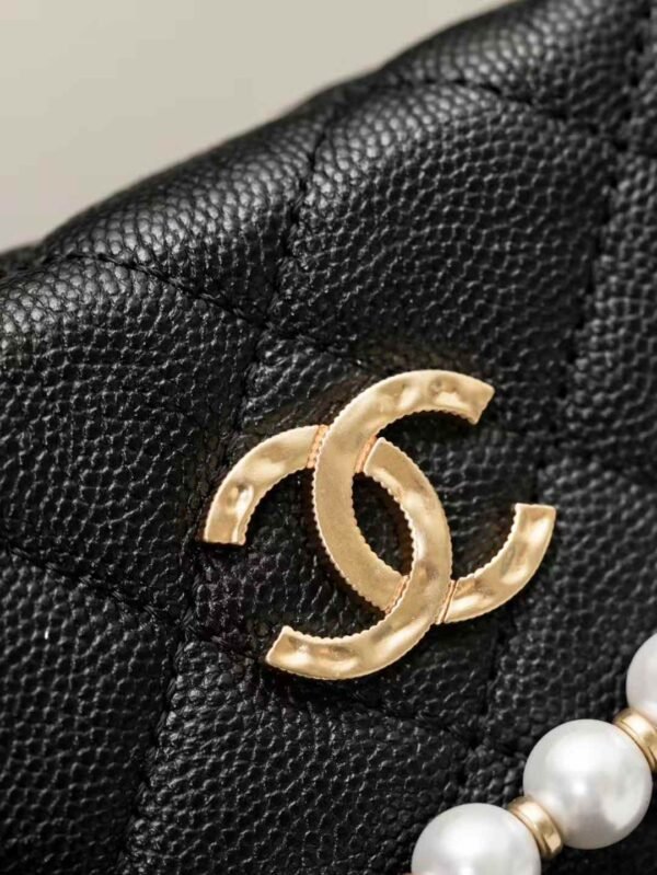 CHANEL Clutch with Chain