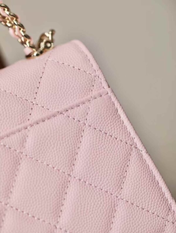 CHANEL Clutch with Chain