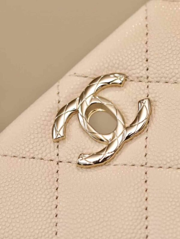 CHANEL Mini Flap Bag with Top Handle