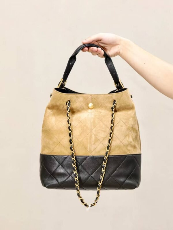 CHANEL Shopping Bag
