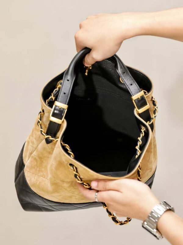 CHANEL Shopping Bag