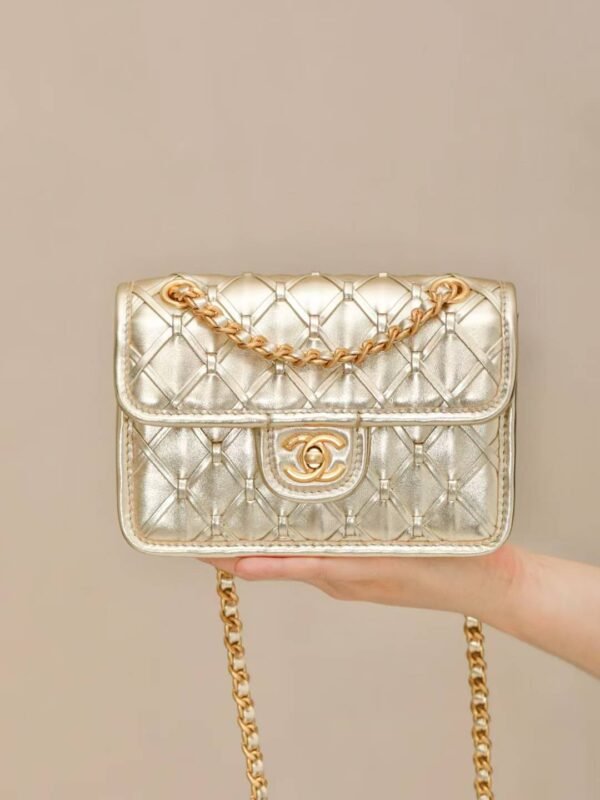 CHANEL Mini Flap Bag