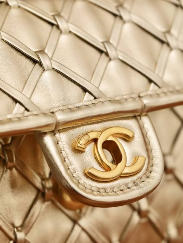 CHANEL Mini Flap Bag