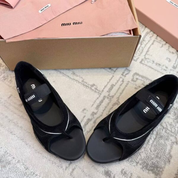 MIUMIU Flat sandals