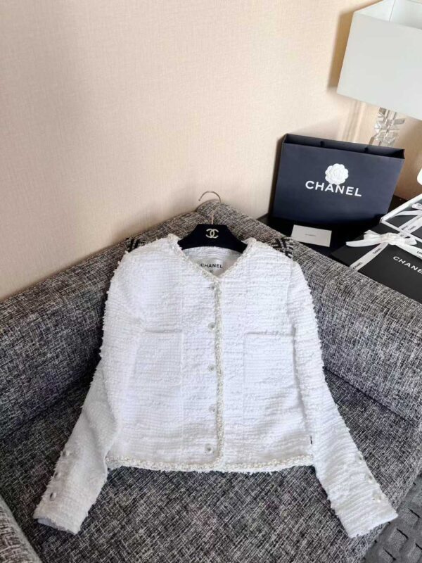 CHANEL Jacket