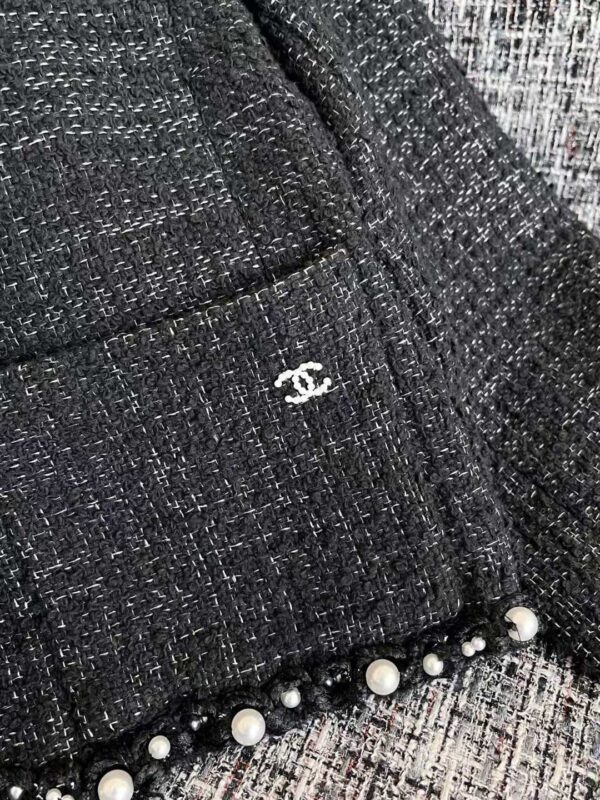 CHANEL Jacket