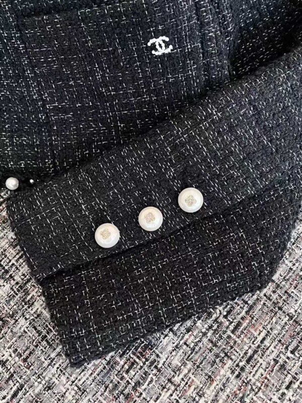 CHANEL Jacket