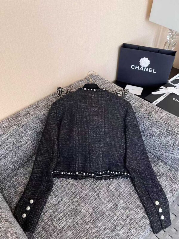 CHANEL Jacket