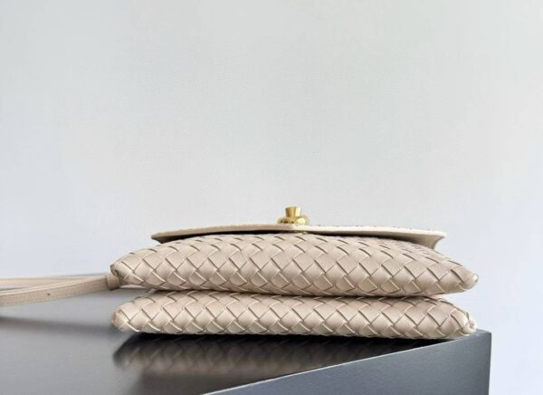 Bottega Veneta Knot Lock