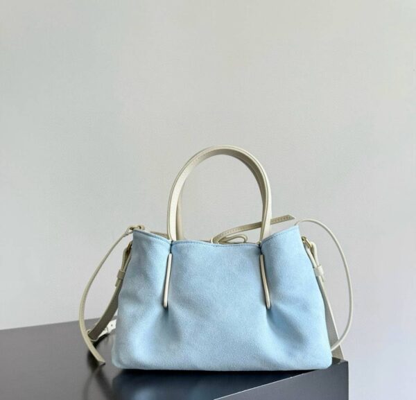 Bottega Veneta Pinacoteca