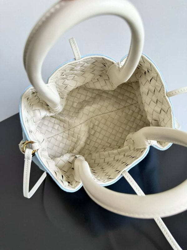 Bottega Veneta Pinacoteca