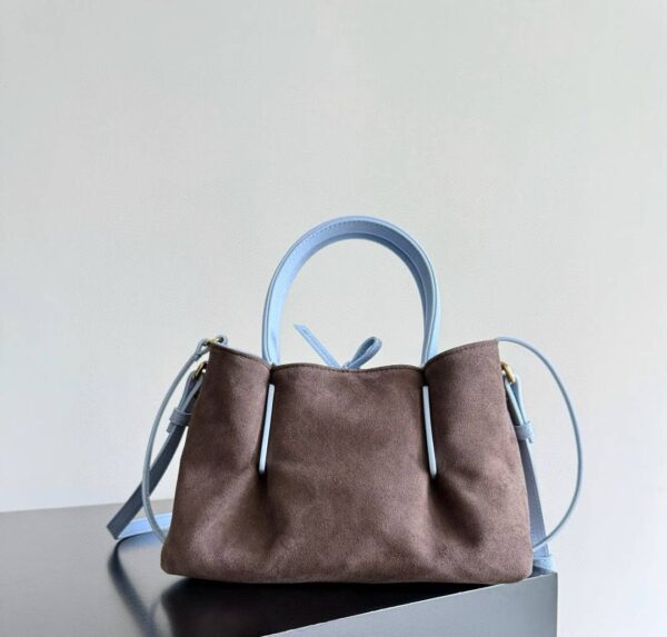 Bottega Veneta Pinacoteca