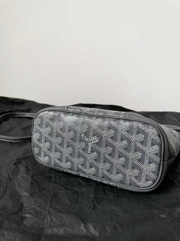 GOYARD Beluga Mini Bag