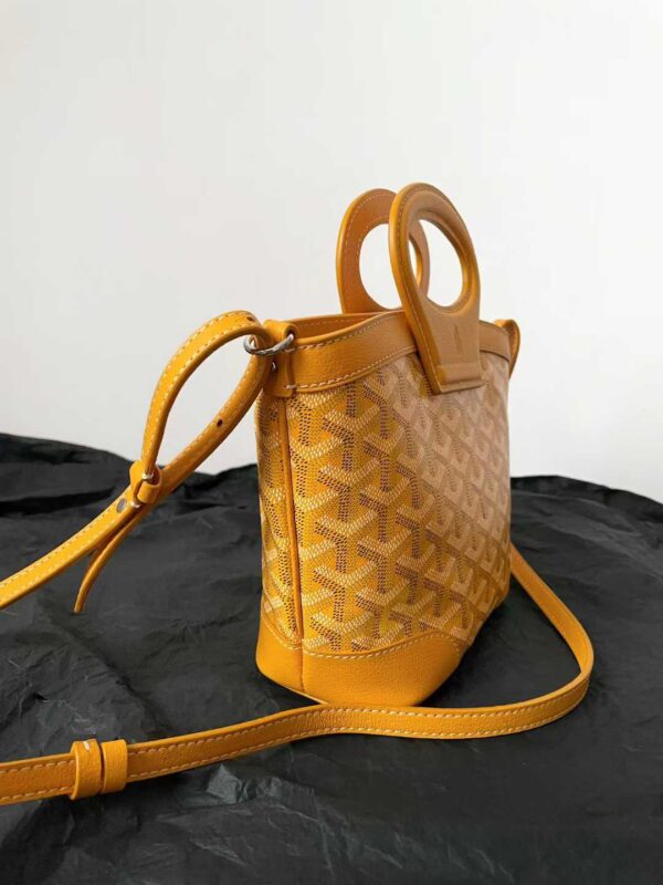 GOYARD Beluga Mini Bag