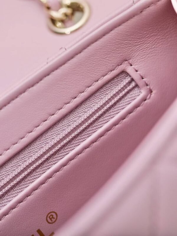 CHANEL FLAP PHONE HOLDER WITH CHAIN