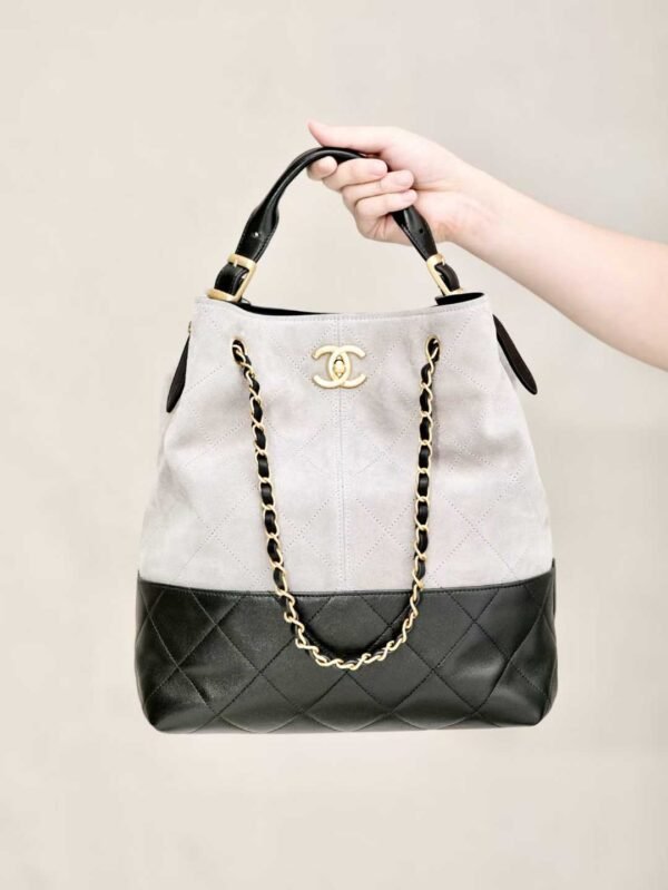 CHANEL Shopping Bag