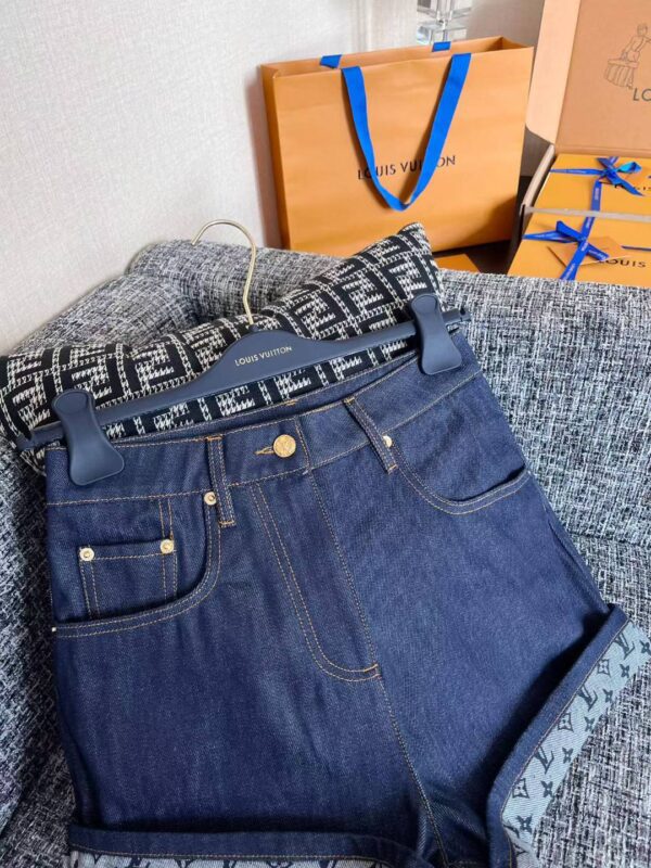 LOUIS VUITTON Denim shorts