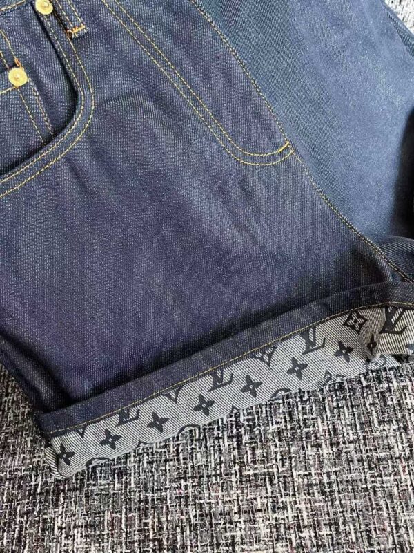 LOUIS VUITTON Denim shorts